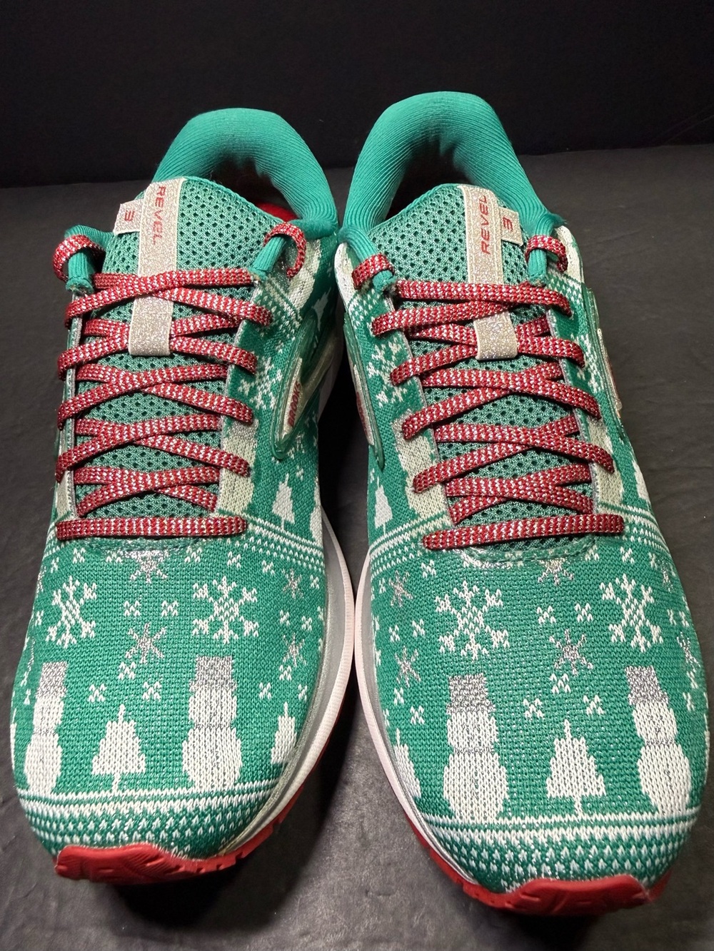 Brooks Revel 3 Women’s “ Limited Christmas Edition “ Running Sneakers Size-10 - Picture 4 of 9